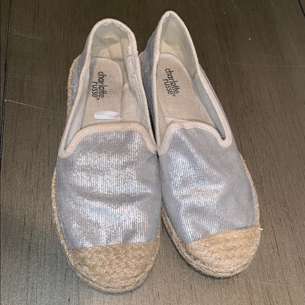 GUC CHARLOTTE RUSSE LOAFERS SIZE 7